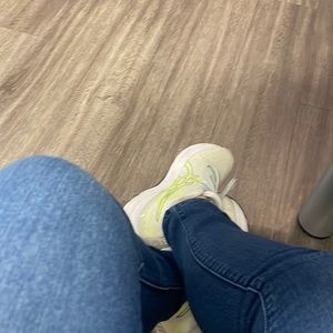 Varsity shoes for bidder